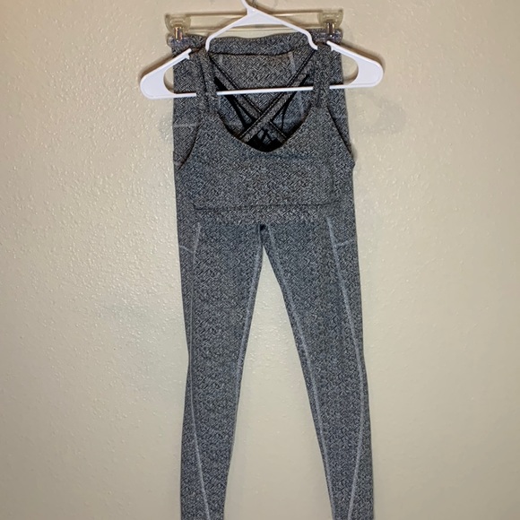 Champion Pants - 2 Piece Champion Set! Sports bra + Leggings